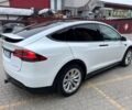 Білий Тесла Модель Х, об'ємом двигуна 100 л та пробігом 97 тис. км за 29000 $, фото 6 на Automoto.ua