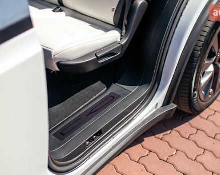 Белый Тесла Модель Х, объемом двигателя 0 л и пробегом 46 тыс. км за 39500 $, фото 75 на Automoto.ua