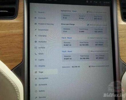 Тесла Модель Х 2019 у Києві на Automoto.ua Білий Тесла Модель Х, об'ємом двигуна 0 л та пробігом 148 тис. км за 21500 $, фото 13 на Automoto.ua