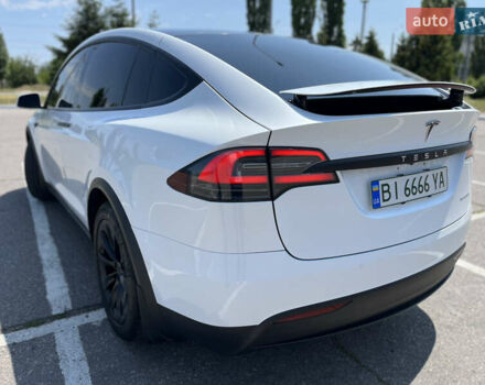 Белый Тесла Модель Х, объемом двигателя 0 л и пробегом 100 тыс. км за 33300 $, фото 3 на Automoto.ua