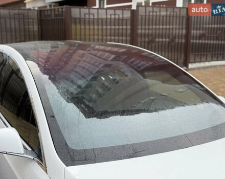 Белый Тесла Модель Х, объемом двигателя 0 л и пробегом 93 тыс. км за 33500 $, фото 12 на Automoto.ua