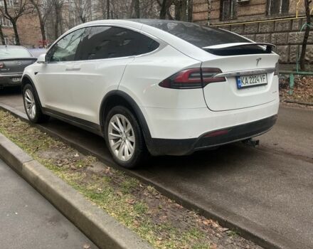 Білий Тесла Модель Х, об'ємом двигуна 0 л та пробігом 300 тис. км за 27800 $, фото 4 на Automoto.ua