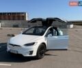 Белый Тесла Модель Х, объемом двигателя 0 л и пробегом 106 тыс. км за 24000 $, фото 1 на Automoto.ua