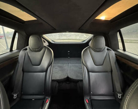 Білий Тесла Модель Х, об'ємом двигуна 0 л та пробігом 132 тис. км за 26999 $, фото 10 на Automoto.ua