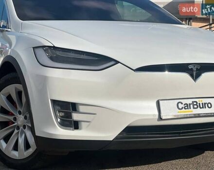 Білий Тесла Модель Х, об'ємом двигуна 0 л та пробігом 78 тис. км за 32900 $, фото 3 на Automoto.ua