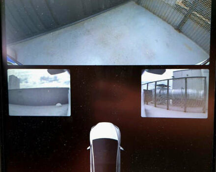 Белый Тесла Модель Х, объемом двигателя 0 л и пробегом 123 тыс. км за 29500 $, фото 17 на Automoto.ua