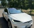 Белый Тесла Модель Х, объемом двигателя 0 л и пробегом 107 тыс. км за 26300 $, фото 1 на Automoto.ua