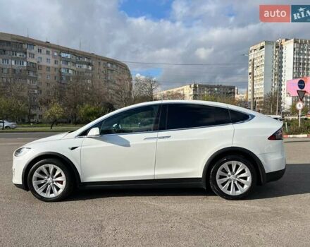 Білий Тесла Модель Х, об'ємом двигуна 0 л та пробігом 78 тис. км за 32900 $, фото 8 на Automoto.ua