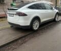 Білий Тесла Модель Х, об'ємом двигуна 0 л та пробігом 300 тис. км за 27800 $, фото 5 на Automoto.ua