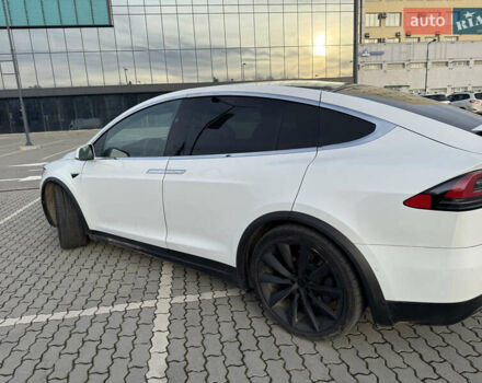 Білий Тесла Модель Х, об'ємом двигуна 0 л та пробігом 132 тис. км за 26999 $, фото 6 на Automoto.ua
