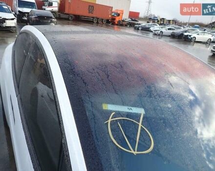 Белый Тесла Модель Х, объемом двигателя 0 л и пробегом 80 тыс. км за 24000 $, фото 17 на Automoto.ua