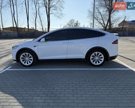 Білий Тесла Модель Х, об'ємом двигуна 0 л та пробігом 90 тис. км за 31900 $, фото 32 на Automoto.ua