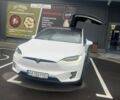 Белый Тесла Модель Х, объемом двигателя 0 л и пробегом 174 тыс. км за 29900 $, фото 3 на Automoto.ua