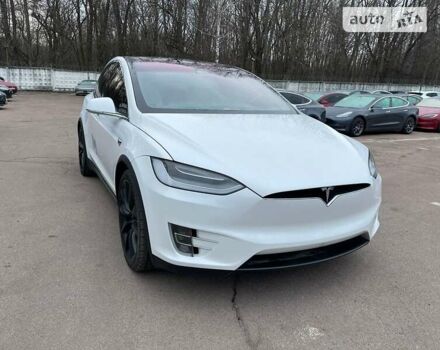 Білий Тесла Модель Х, об'ємом двигуна 0 л та пробігом 47 тис. км за 39700 $, фото 12 на Automoto.ua