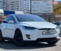 Белый Тесла Модель Х, объемом двигателя 0 л и пробегом 113 тыс. км за 33999 $, фото 2 на Automoto.ua