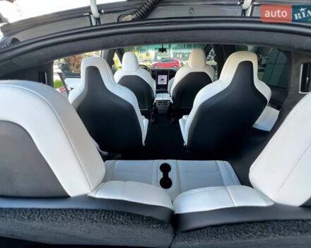 Белый Тесла Модель Х, объемом двигателя 0 л и пробегом 113 тыс. км за 33900 $, фото 30 на Automoto.ua