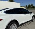 Белый Тесла Модель Х, объемом двигателя 0 л и пробегом 97 тыс. км за 37000 $, фото 5 на Automoto.ua