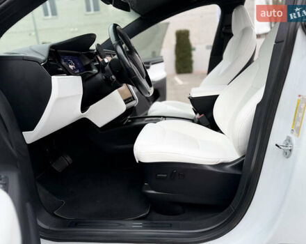Белый Тесла Модель Х, объемом двигателя 0 л и пробегом 74 тыс. км за 33500 $, фото 44 на Automoto.ua