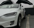 Белый Тесла Модель Х, объемом двигателя 0 л и пробегом 120 тыс. км за 31500 $, фото 4 на Automoto.ua