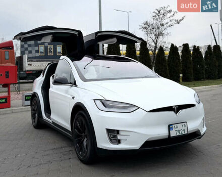 Белый Тесла Модель Х, объемом двигателя 0 л и пробегом 74 тыс. км за 33500 $, фото 24 на Automoto.ua