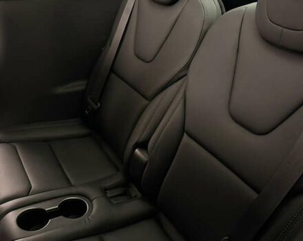 Белый Тесла Модель Х, объемом двигателя 0 л и пробегом 120 тыс. км за 31500 $, фото 3 на Automoto.ua