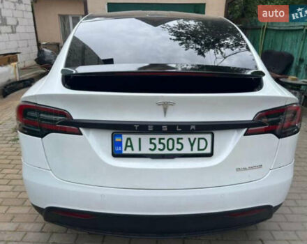 Білий Тесла Модель Х, об'ємом двигуна 0 л та пробігом 149 тис. км за 33000 $, фото 7 на Automoto.ua