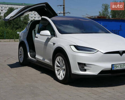 Білий Тесла Модель Х, об'ємом двигуна 0 л та пробігом 50 тис. км за 41994 $, фото 18 на Automoto.ua