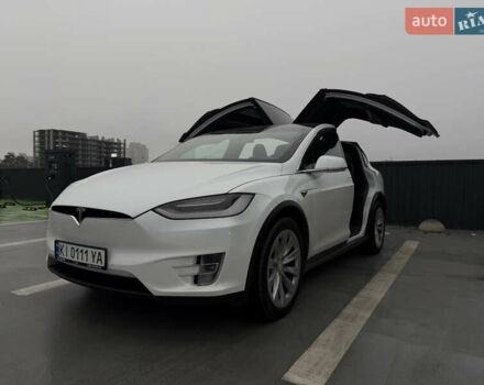 Белый Тесла Модель Х, объемом двигателя 0 л и пробегом 120 тыс. км за 31500 $, фото 14 на Automoto.ua