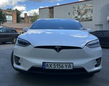 Белый Тесла Модель Х, объемом двигателя 0 л и пробегом 69 тыс. км за 34500 $, фото 15 на Automoto.ua