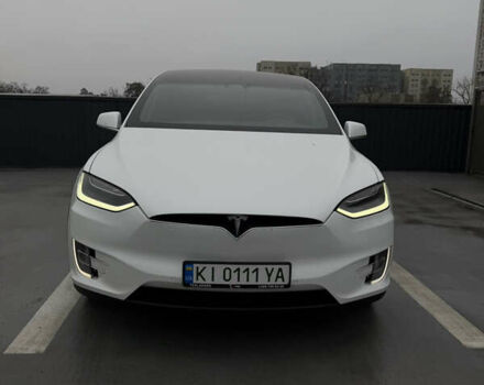 Белый Тесла Модель Х, объемом двигателя 0 л и пробегом 120 тыс. км за 31500 $, фото 11 на Automoto.ua