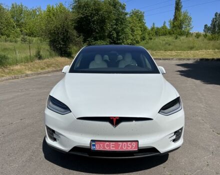 Білий Тесла Модель Х, об'ємом двигуна 0 л та пробігом 93 тис. км за 67500 $, фото 2 на Automoto.ua