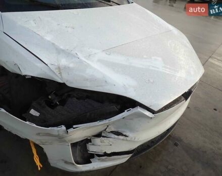 Белый Тесла Модель Х, объемом двигателя 0 л и пробегом 80 тыс. км за 24000 $, фото 10 на Automoto.ua