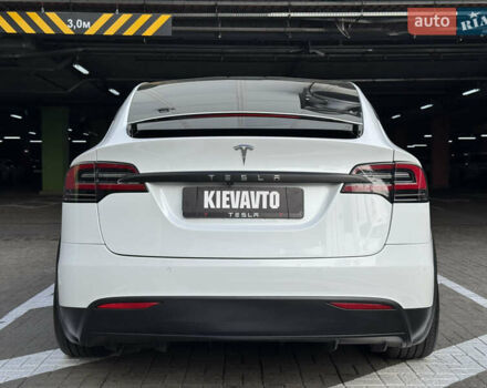 Белый Тесла Модель Х, объемом двигателя 0 л и пробегом 90 тыс. км за 33500 $, фото 8 на Automoto.ua