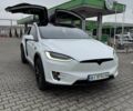 Белый Тесла Модель Х, объемом двигателя 0 л и пробегом 112 тыс. км за 28850 $, фото 1 на Automoto.ua