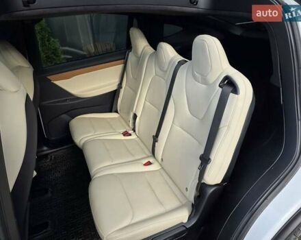 Белый Тесла Модель Х, объемом двигателя 0 л и пробегом 90 тыс. км за 29999 $, фото 13 на Automoto.ua