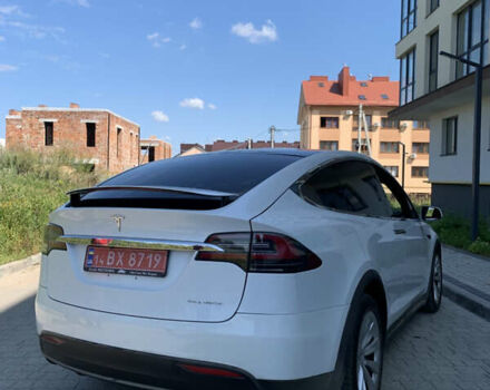 Белый Тесла Модель Х, объемом двигателя 0 л и пробегом 118 тыс. км за 25900 $, фото 13 на Automoto.ua