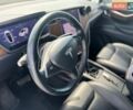 Белый Тесла Модель Х, объемом двигателя 0 л и пробегом 143 тыс. км за 39999 $, фото 17 на Automoto.ua