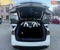 Белый Тесла Модель Х, объемом двигателя 0 л и пробегом 82 тыс. км за 42000 $, фото 13 на Automoto.ua