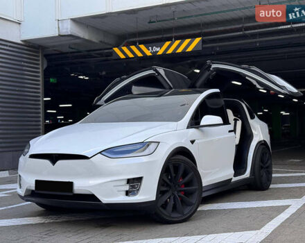 Білий Тесла Модель Х, об'ємом двигуна 0 л та пробігом 90 тис. км за 33500 $, фото 7 на Automoto.ua