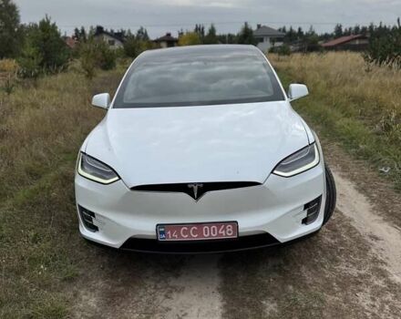 Білий Тесла Модель Х, об'ємом двигуна 0 л та пробігом 82 тис. км за 35000 $, фото 11 на Automoto.ua