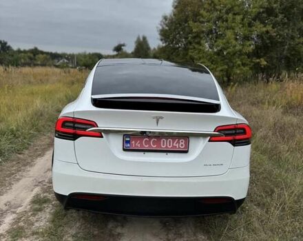 Білий Тесла Модель Х, об'ємом двигуна 0 л та пробігом 82 тис. км за 35000 $, фото 24 на Automoto.ua