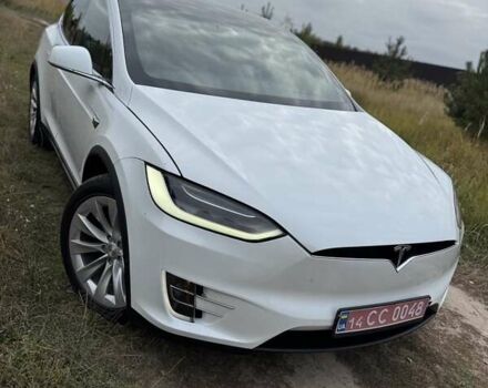 Білий Тесла Модель Х, об'ємом двигуна 0 л та пробігом 82 тис. км за 35000 $, фото 6 на Automoto.ua