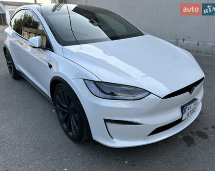 Белый Тесла Модель Х, объемом двигателя 0 л и пробегом 48 тыс. км за 44000 $, фото 12 на Automoto.ua