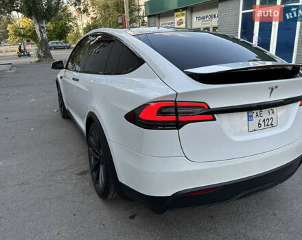 Белый Тесла Модель Х, объемом двигателя 0 л и пробегом 48 тыс. км за 44000 $, фото 8 на Automoto.ua