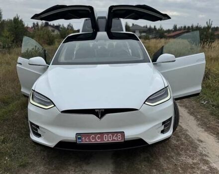 Білий Тесла Модель Х, об'ємом двигуна 0 л та пробігом 82 тис. км за 35000 $, фото 8 на Automoto.ua