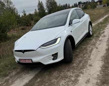 Білий Тесла Модель Х, об'ємом двигуна 0 л та пробігом 82 тис. км за 35000 $, фото 10 на Automoto.ua
