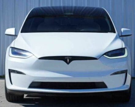 Белый Тесла Модель Х, объемом двигателя 0 л и пробегом 45 тыс. км за 21200 $, фото 1 на Automoto.ua