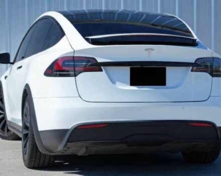 Белый Тесла Модель Х, объемом двигателя 0 л и пробегом 45 тыс. км за 21200 $, фото 4 на Automoto.ua