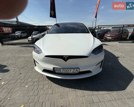 Белый Тесла Модель Х, объемом двигателя 0 л и пробегом 110 тыс. км за 48500 $, фото 5 на Automoto.ua