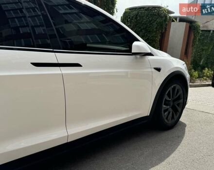 Білий Тесла Модель Х, об'ємом двигуна 0 л та пробігом 17 тис. км за 46900 $, фото 3 на Automoto.ua